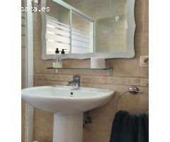 318. Bonito apartamento en el centro y con piscina