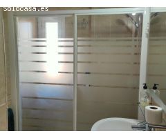 318. Bonito apartamento en el centro y con piscina