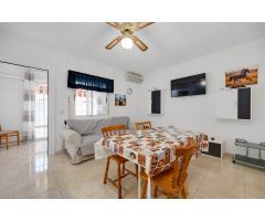 ACOGEDOR ADOSADO CON JARDÍN PRIVADO Y ORIENTACIÓN SUR EN EL CHAPARRAL, TORREVIEJA