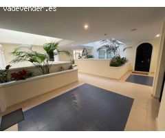 ÁTICO DÚPLEX CON CINCO TERRAZAS, GARAJE, LUZ NATURAL Y ESPACIOS VERSÁTILES