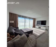 VILLA INDEPENDIENTE DE ESTILO MODERNO CON PISCINA PRIVADA Y SOLÁRIUM EN BENIJÓFAR