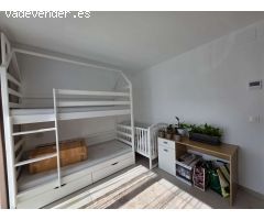 VILLA INDEPENDIENTE DE ESTILO MODERNO CON PISCINA PRIVADA Y SOLÁRIUM EN BENIJÓFAR