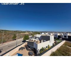 VILLA INDEPENDIENTE DE ESTILO MODERNO CON PISCINA PRIVADA Y SOLÁRIUM EN BENIJÓFAR