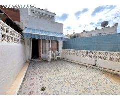 VIVIENDA DE 2 PLANTAS CON SOLÁRIUM PRIVADO Y GRAN POTENCIAL, A 900 M DE LAS PLAYAS DEL CURA Y LOS LO