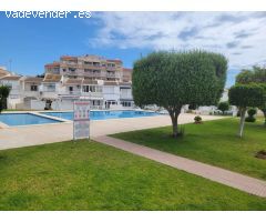 VIVIENDA DE 2 PLANTAS CON SOLÁRIUM PRIVADO Y GRAN POTENCIAL, A 900 M DE LAS PLAYAS DEL CURA Y LOS LO