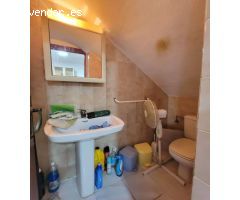 VIVIENDA DE 2 PLANTAS CON SOLÁRIUM PRIVADO Y GRAN POTENCIAL, A 900 M DE LAS PLAYAS DEL CURA Y LOS LO