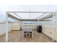 CLAVES DE LUJO EN TORREVIEJA: ÁTICO CON SOLARIUM PRIVADO EN SOLPARK, AGUAS NUEVAS