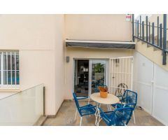 CLAVES DE LUJO EN TORREVIEJA: ÁTICO CON SOLARIUM PRIVADO EN SOLPARK, AGUAS NUEVAS