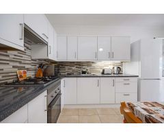 ACOGEDOR ADOSADO CON JARDÍN PRIVADO EN EL CHAPARRAL – TORREVIEJA
