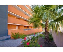 MAGNÍFICO APARTAMENTO EN PLANTA BAJA CON GRAN JARDÍN PRIVADO Y EXCELENTES ZONAS COMUNES