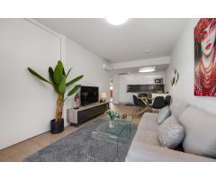 MAGNÍFICO APARTAMENTO EN PLANTA BAJA CON GRAN JARDÍN PRIVADO Y EXCELENTES ZONAS COMUNES