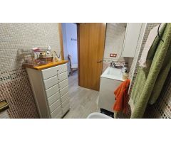 PISO CÉNTRICO DE LUJO CON 3 DORMITORIOS Y TERRAZA COMUNITARIA
