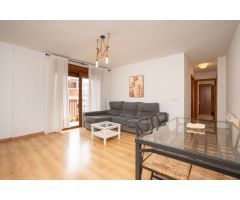ÁTICO REFORMADO CON VISTAS AL MAR A SOLO 150 METROS DE LA PLAYA – ZONA ACEQUIÓN, TORREVIEJA