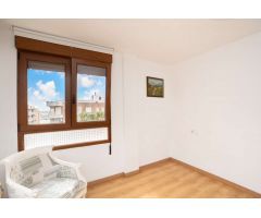 ÁTICO REFORMADO CON VISTAS AL MAR A SOLO 150 METROS DE LA PLAYA – ZONA ACEQUIÓN, TORREVIEJA