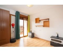 ÁTICO REFORMADO CON VISTAS AL MAR A SOLO 150 METROS DE LA PLAYA – ZONA ACEQUIÓN, TORREVIEJA