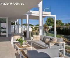 VILLA UBICADA EN MARBELLA  LLAVE EN MANO Y AMUEBLADA