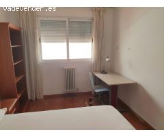MARAVILLOSO PISO DE 5 HABITACIONES EN CALLE SAN ANTON, EN PLENO CENTRO DE GRANADA