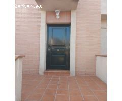 ¡Chalet adosado en alquiler en Barrio de los Periodistas!