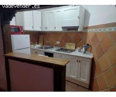 ** Se alquila piso en San José Bajo Ideal para parejas**