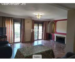 ** Se vende piso con encanto en pleno Realejo – Campo del Príncipe (Granada)**