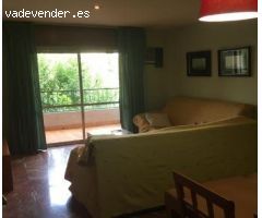 **SE ALQUILA PISO EN CALLE RIBERA DEL BEIRO IDEAL PARA ESTUDIANTES**