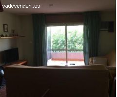 **SE ALQUILA PISO EN CALLE RIBERA DEL BEIRO IDEAL PARA ESTUDIANTES**