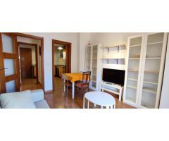**SE ALQUILA MARAVILLO APARTAMENTO EN EL CENTRO DE GRANADA**