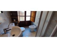 **SE ALQUILA MARAVILLO APARTAMENTO EN EL CENTRO DE GRANADA**