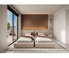 Ático con vistas al mar y 3 plazas de garaje en Los Monteros, Marbella