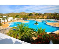 Chalet adosado en venta en Pueblo Español ( Alkabir)