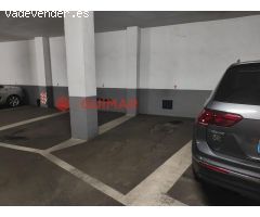 ¡Tu solución ideal de aparcamiento, plaza de parking! CENTRO DE ESPLUGUES