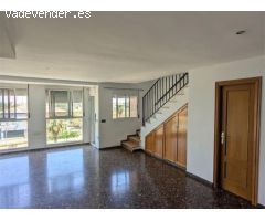Se vende ático duplex en Benetusser, Valencia