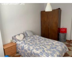 PISO DISPONIBLE DE ALQUILER PARA ESTUDIANTES CURSO 23/24 DE 3 DORMITORIOS EN PLAZA DE TOROS