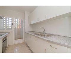 PRECIOSO PISO RECIEN REFORMADO DE 4 DORMITORIOS CON COCINA Y MOBILIARIO TOTALMENTE NUEVO