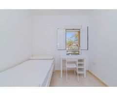 PRECIOSO PISO RECIEN REFORMADO DE 4 DORMITORIOS CON COCINA Y MOBILIARIO TOTALMENTE NUEVO