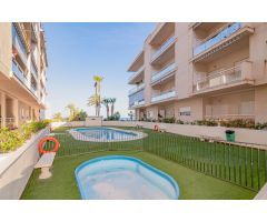¡Oportunidad en la costa! Apartamento primera linea de playa en Castell de Ferro