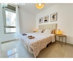 APARTAMENTO ÚNICO CON PISCINA EN SEGUNDA LINEA DE PLAYA PUERTO PESQUERO PASEO MARITIMO