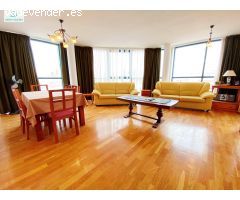 MODERNO APARTAMENTO EN EL CENTRO Y MUY CERCA DE LA PLAYA MUY LUMINOSO Y CALEFACCION CENTRAL