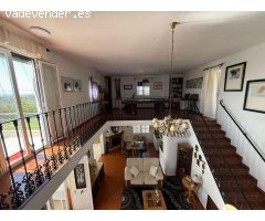 Espectacular Chalet en Aguilar de la Frontera – Confort, Espacio y Naturaleza