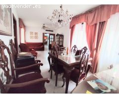 ¡Amplio piso en pleno centro de Córdoba con garaje y trastero!