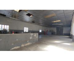 VENTA DE NAVE EN BUENA ZONA DE PASO EN ASPE