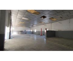 VENTA DE NAVE EN BUENA ZONA DE PASO EN ASPE