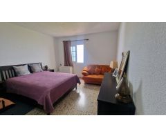 Casa muy amplia con finca, terrazas varias, garaje varios vehículos, preciosas vistas