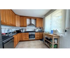Chalet en Alquiler en Campos: Espacio, Confort y Entorno Natural