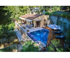 ESPECTACULAR VILLA EN SON VIDA