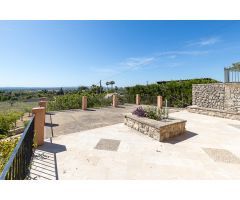 ESPECTACULAR CHALET EN BINISSALEM CON VISTAS PANORAMICAS