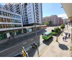 PISO  VENTA A REFORMAR JUNTO A INDAUTXU