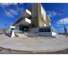 Venta de Local, Restaurante y pistas de Pádel en venta (La Dársena )