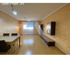 Gran oportunidad! Piso en urbanización con piscina