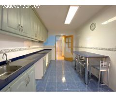 Gran oportunidad! Piso en urbanización con piscina